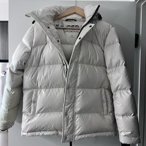Aritzia Super Puff Hi Gloss White / Pearl Puffer